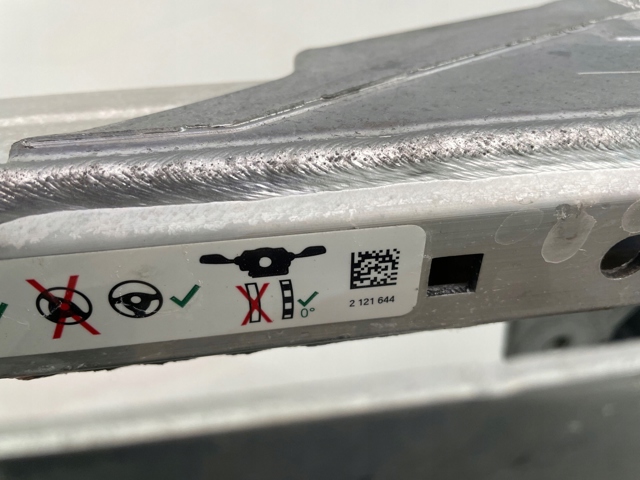Балка передньої підвіски, підрамник BMW 6861106