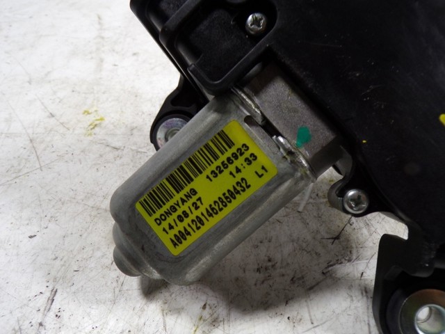 Купити 13256923 Opel Двигун склоочисника заднього скла