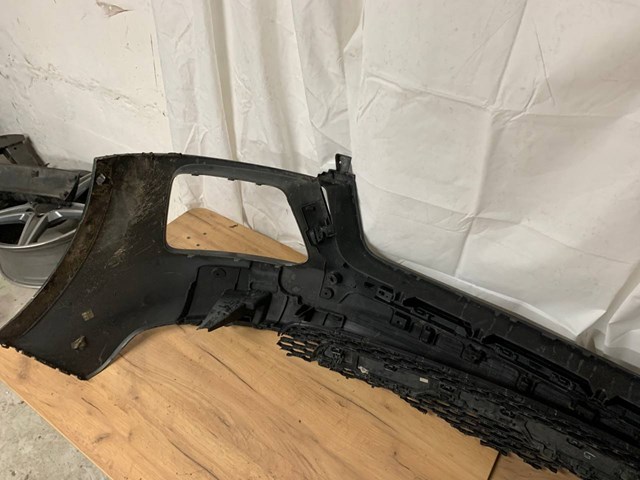 LR113285 Land Rover Бампер передній в зборі