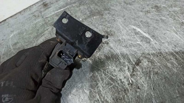 7700306391 Renault (RVI) Датчик відключення паливного насоса