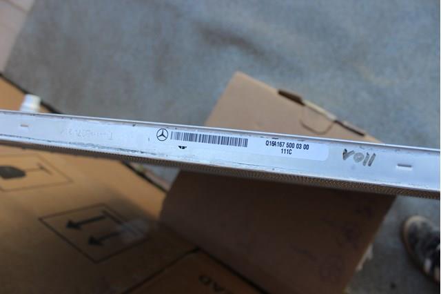Купити A1675000300 Mercedes Радіатор двигуна
