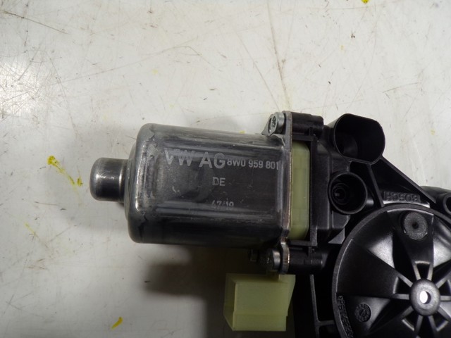 0130822705 VAG 