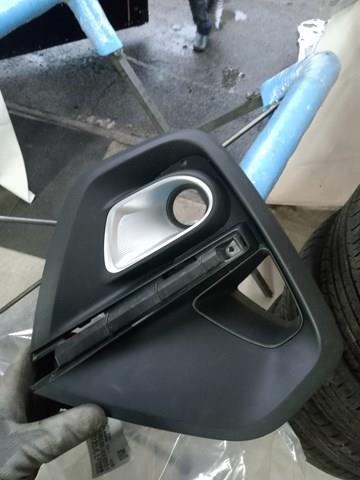 Окантовка фари протитуманною Hyundai/Kia 86521F1610