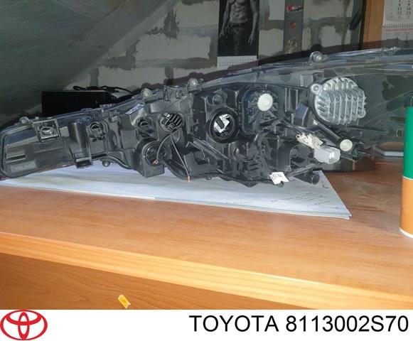 Фара Toyota 8115002S70