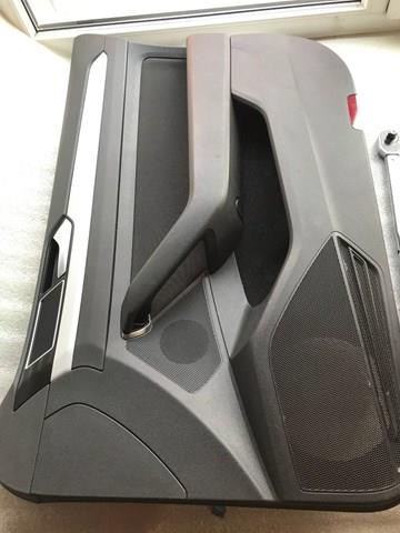Обшивка салону VAG 561867012GOUT ціна, від 38.01 USD