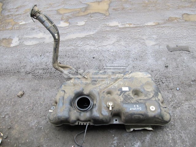 Бак паливний на Renault DUSTER I HS
