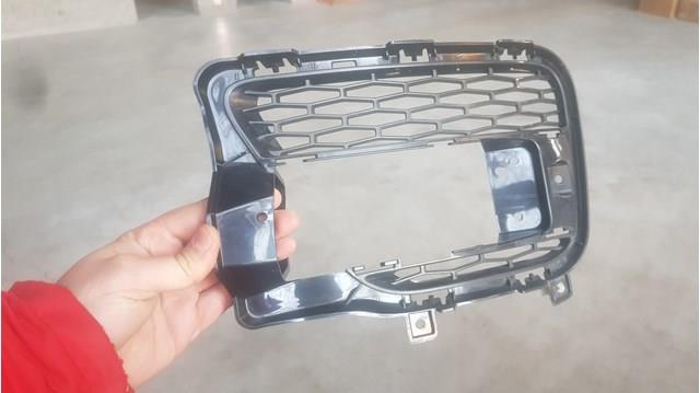 Заглушка протитуманок, ліва Land Rover DK6217K947AA
