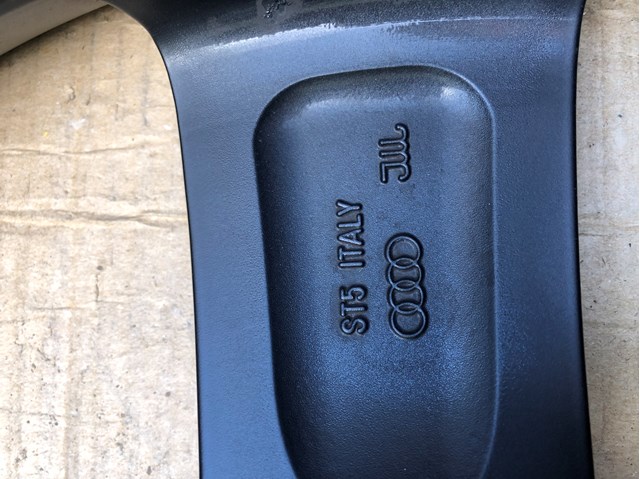 8J0601025DB VAG Диски колісні литі (легкосплавні, титанові)
