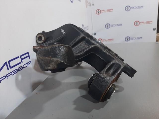 Цапфа - поворотний кулак задній, лівий Subaru 28411FL030