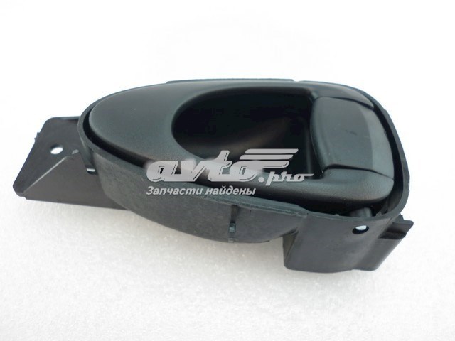 Ручка передньої двері внутрішня права ZAZ TF69Y06105439 ціна, від 4.97 USD