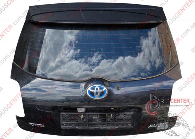 Двері багажника Toyota 6700512A30