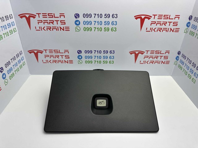  149408600B Tesla