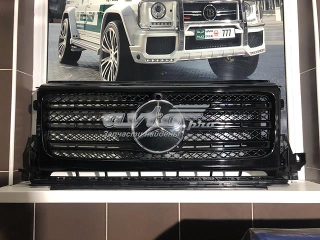Решітка радіатора A4638880400 Mercedes