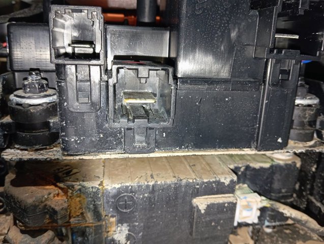  Hyundai/Kia 37501AT000