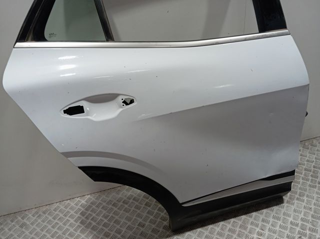 Двері задні, праві Hyundai/Kia 77004R2000 ціна, від 999.88 USD