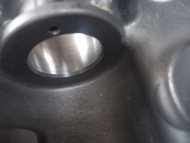Купити 036103475 VAG Клапанна кришка