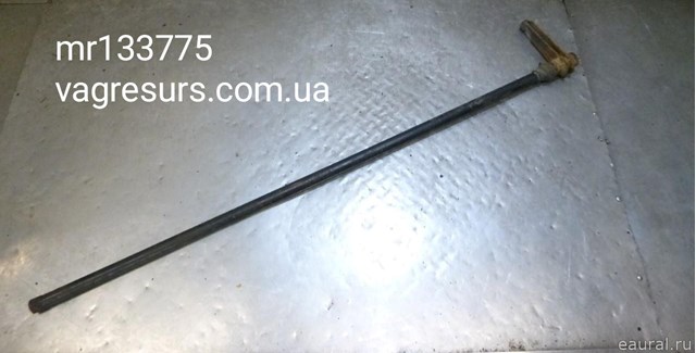 MR133775 Mitsubishi Торсіон передній лівий