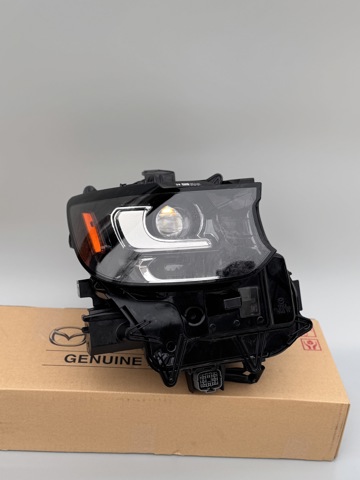 Купити KR9D51030A Mazda Фара правая