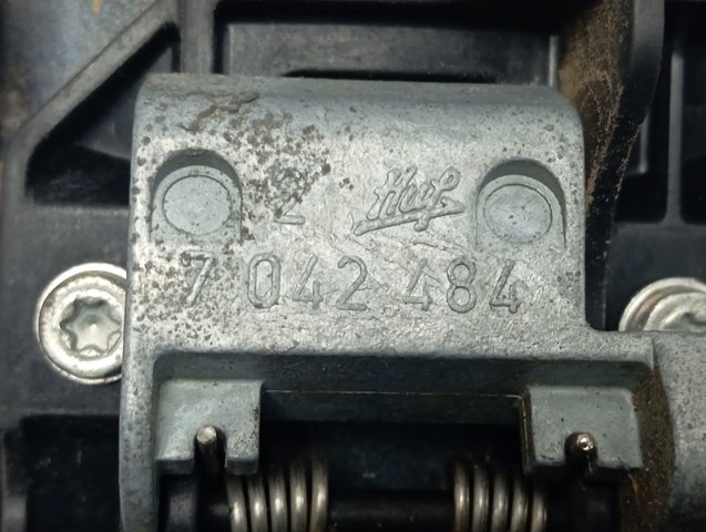 Купити 7042488 Land Rover 