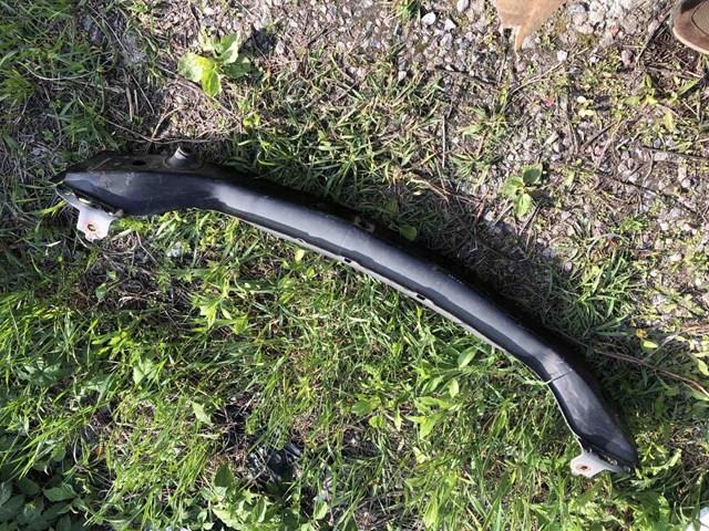 Купити EG2150070B Mazda Буфер бампера переднього