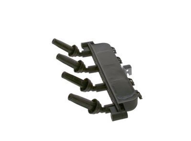 Котушка запалювання Bosch 986221035 ціна, від 38.00 USD