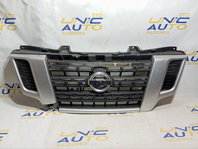 Облицювання радіатора Nissan/Infiniti 62310BZ50A ціна, від 182.93 USD