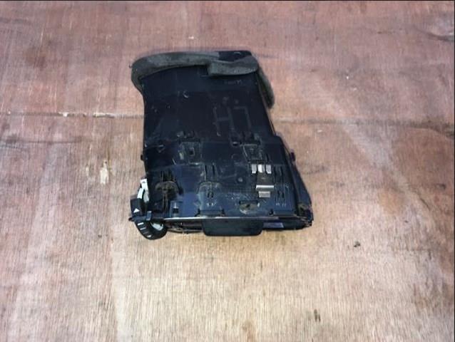 Купити JX7B19C696 Ford Решітка повітропровода ліва