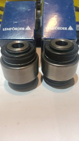 Сайлентблок задньої підвіски Mevotech MS404310