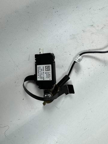 Підсилювач сигналу антени Tesla 107973500A