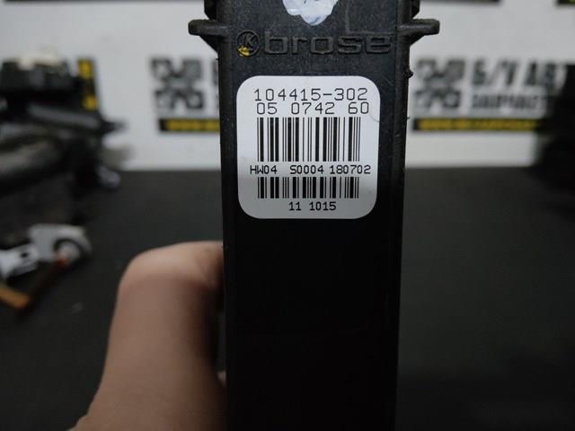  104415302 VAG