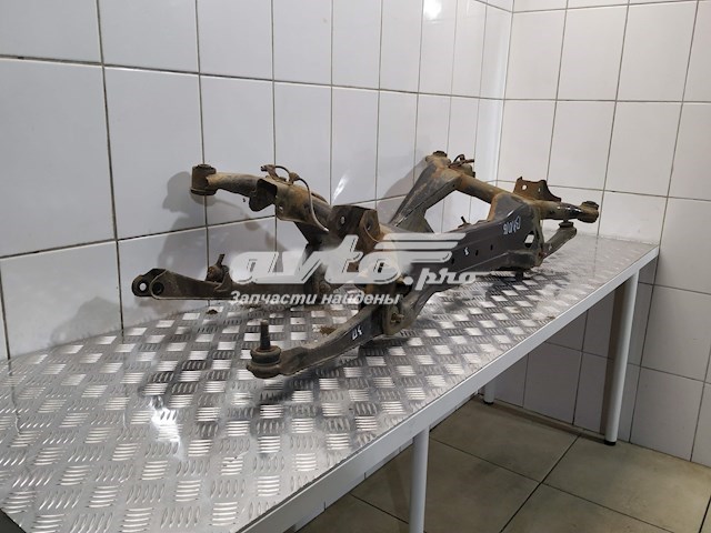 Підрамник задній Mitsubishi 4100A050