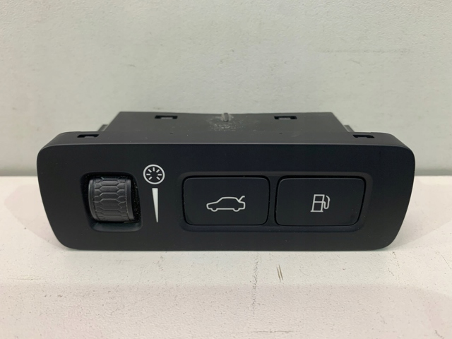 31443874 Volvo 