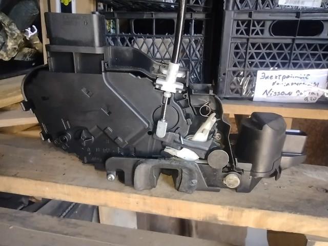 6W8A21812AC Land Rover 