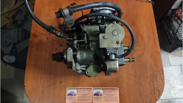 Паливний насос високого тиску 0460404074 Bosch