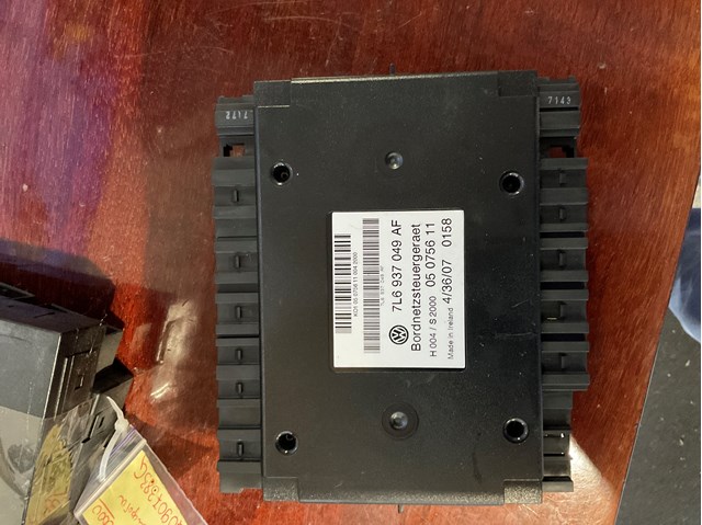 Купити 7L6937049AF VAG Блок управління бортової мережі