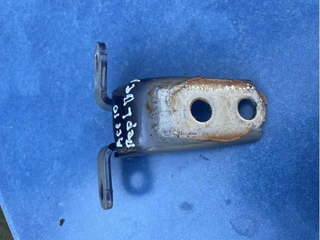 Купити 67450T2FA02ZZ Honda Петля водійських дверей