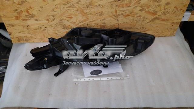 8115007210 Toyota Фара дальнього світла в зборі