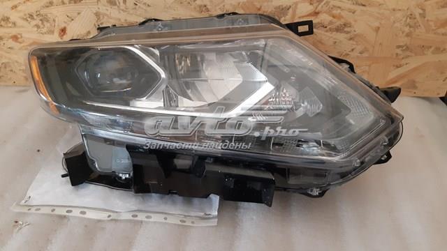 Купити 260104BA7B Nissan/Infiniti Фара передня права