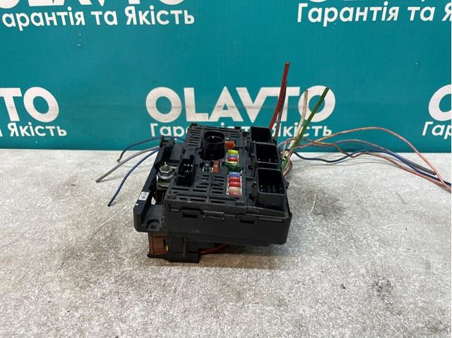 Коробка запобіжників Peugeot/Citroen 9661682980 ціна, від 84.65 USD