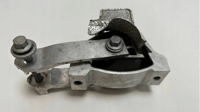 K8D26P082BA Land Rover Задня подушка двигуна