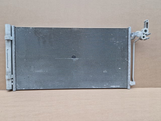 Радіатор охолодження кондиціонера Land Rover K8D219710AB