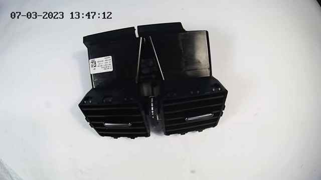 Q3761065 Q-fix Решітка повітропровода