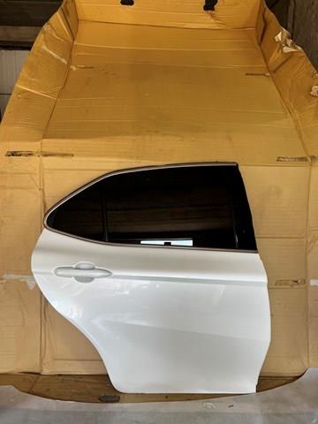 Двері задні, праві Toyota 6700333280 ціна, від 241.44 USD