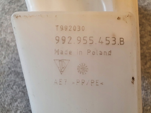 992955453B Porsche 
