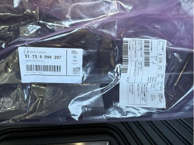  BMW 51758098207
