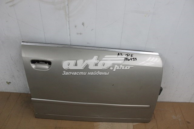 Дверка передня права Audi A4 B7