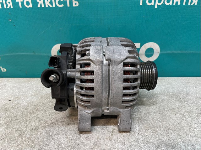 Генератор автомобільний Bosch 0124525032