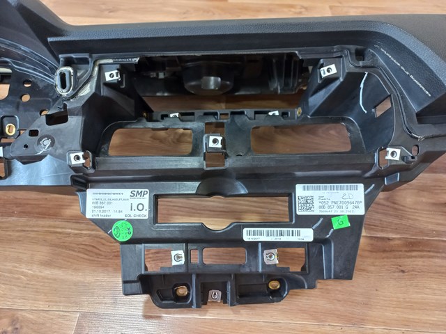  80B857001 VAG
