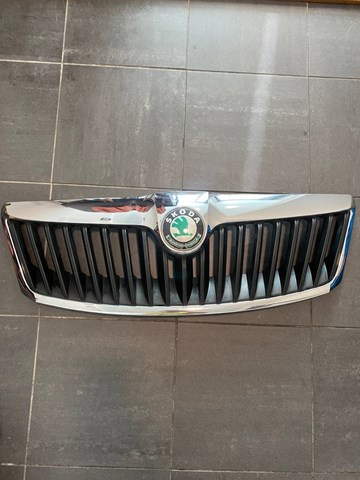 1Z0853651C VAG Решітка радіатора