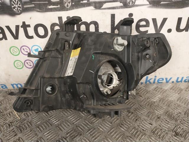 Купити 260105X00B Nissan/Infiniti Фара правая